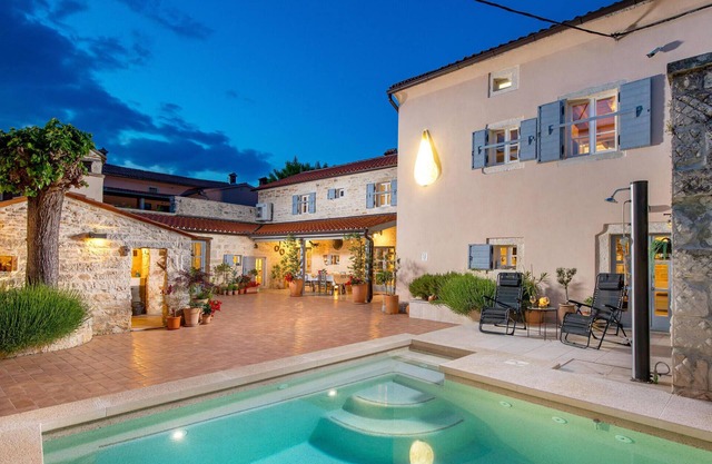 Amazing home in Foli with kitchen