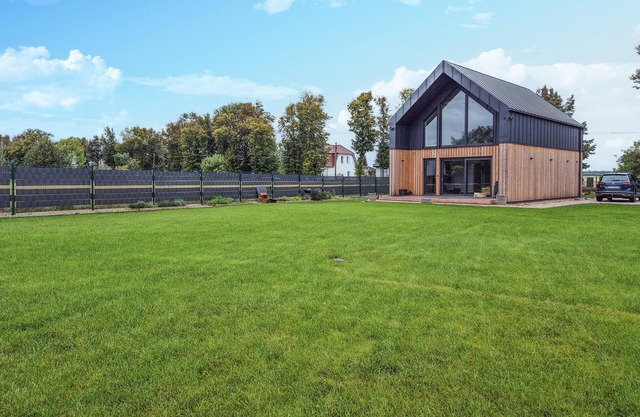 Amazing home in Nowe Warpno with sauna