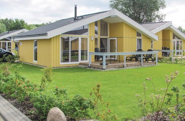 Amazing home in Rechlin with WiFi