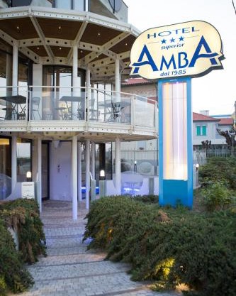 Amba Hotel