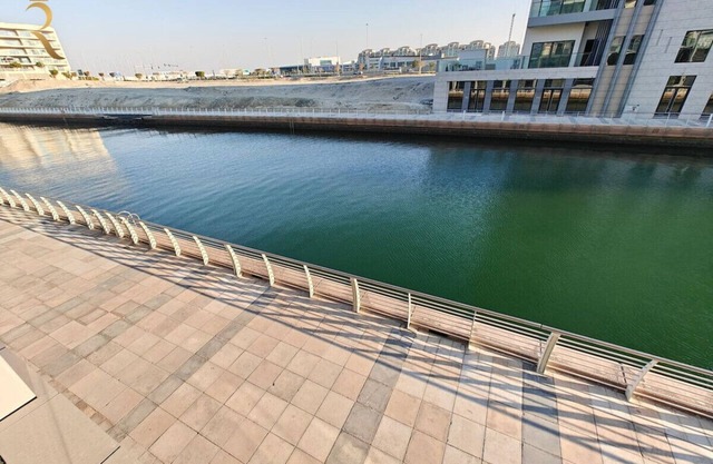 Amber Glow 2BR Apartment Al Raha