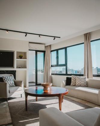 Amber View Penthouse - overlooking downtown