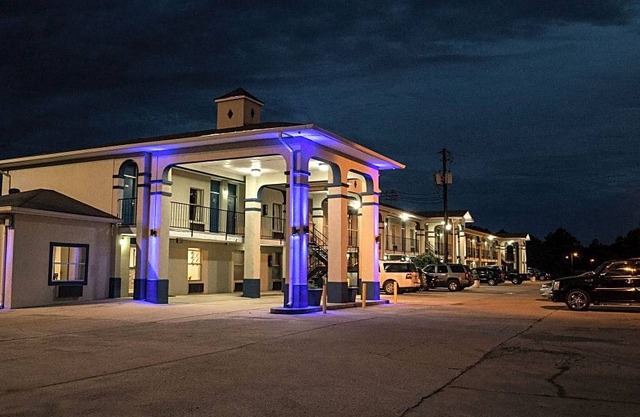 Americas Best Value Inn Monroeville