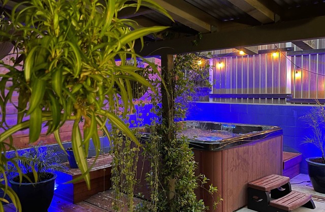 An "Endless Summer, Surfer's Paradise" Awaits