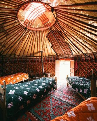 Anarbek's Yurt Camp