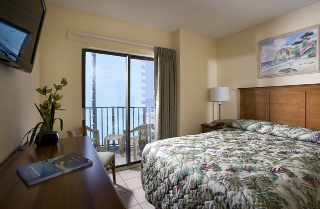 Angle Oceanfront One Bedroom Condo + Official On-Site Rental Privileges