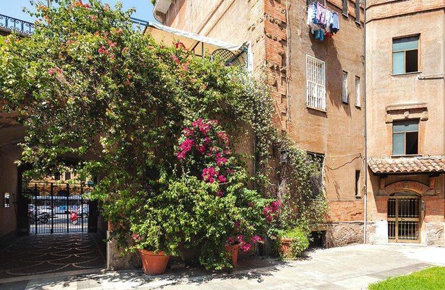 Apartment, Rome