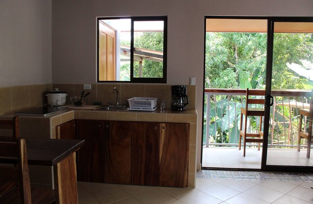 Apartamento equipado rodeado de naturaleza a 26 km de Jaco