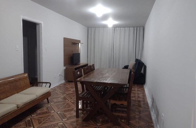 Apartamento amplo 10 mim da praia