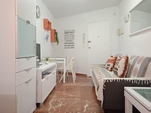 Apartamento Con Encanto 'Larios Studio'
