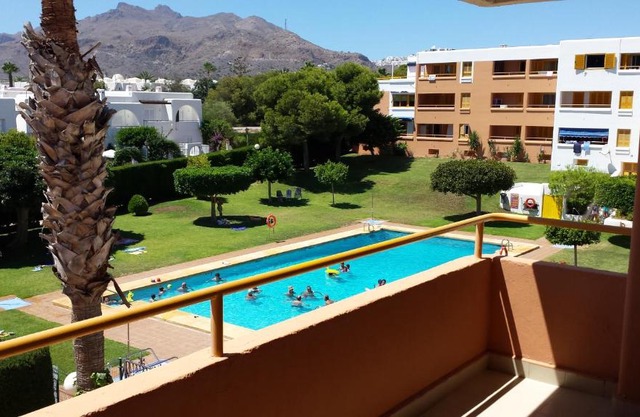 APARTAMENTO CON PISCINA EN MOJACAR PLAYA