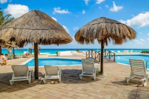 Apartamento en Zona Hotelera frente a la Playa Quintana Roo, México