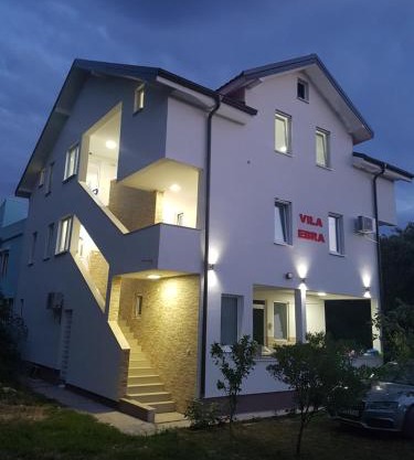 Apartmani Vila Ebra