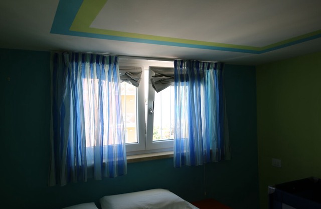 Apartment 30 meters from the sea with 8 beds with full sea view