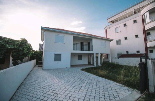 Apartment Adria long beach