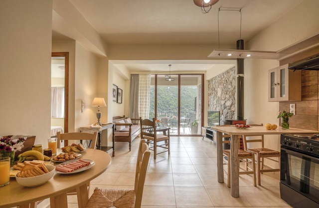 Apartment Chrysi - Luxury apartment with sea and valley view