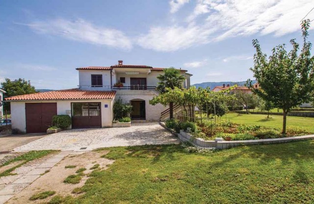Apartment in Krsan 30369
