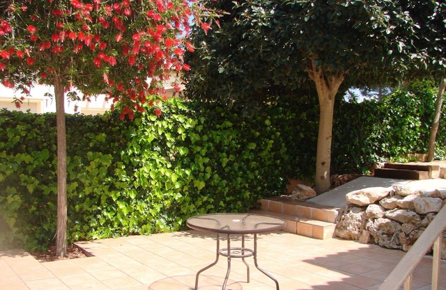 Apartment in villa in residential area