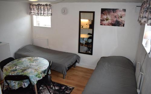Apartment nr2 with shared bathroom in Kiruna C