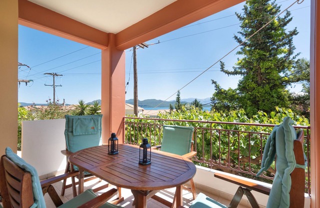 Apartment 'Sofia' with Sea View, Wi-Fi and Air Conditioning