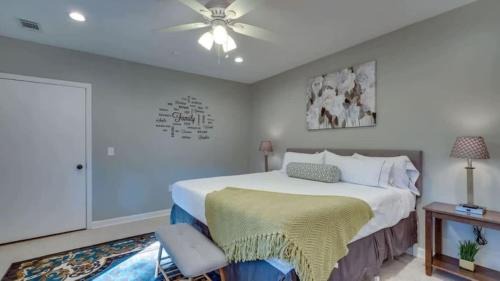 Apartment with Gazebo-Swanky Savannah Style