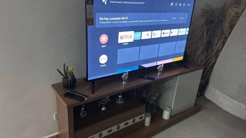 Apartment with pool two minutes from BlueMall