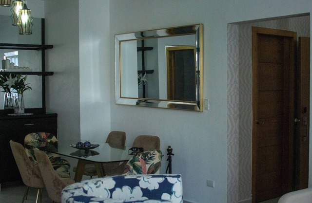 Apartment With Pool and gym in Santo Domingo, Nearby Downtown, Balcony