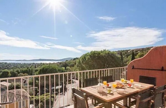 Village Restanques Of The Gulf St Tropez Maeva People 