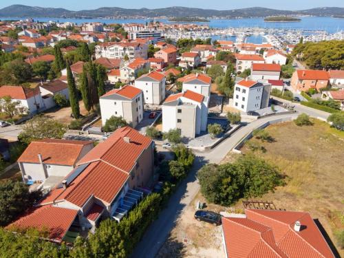 Adelheid Biograd 