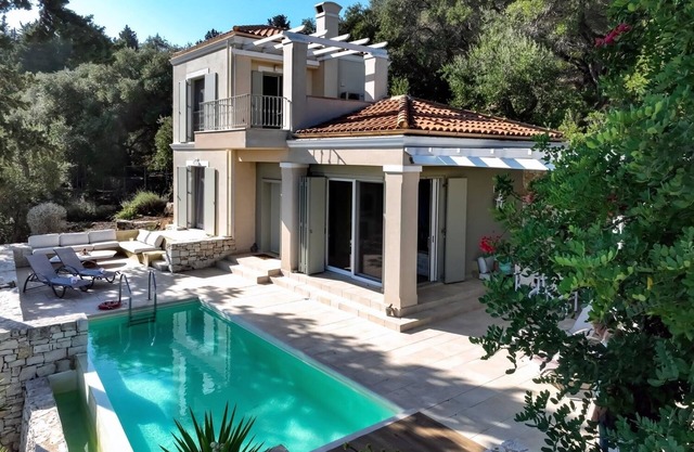 Apeiron Villa 