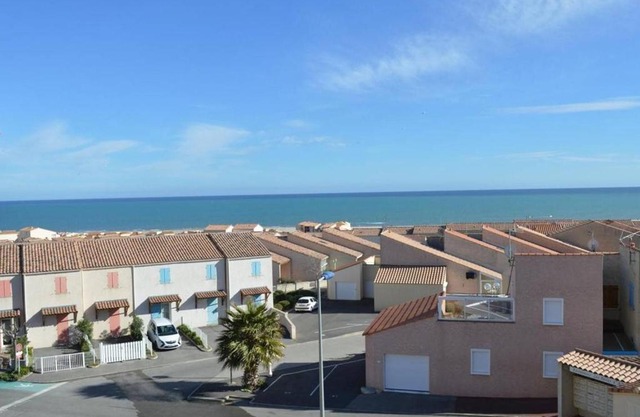Appart 2 pièces avec balcon - 800m de la plage et parking privé - FR-1-229D-280