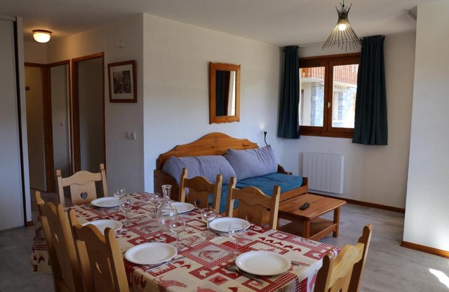 Appartement calme à Aussois, proche navettes et piscine, avec terrasse et casier à ski - FR-1-508-115