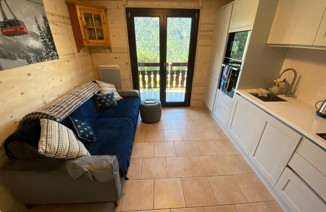 Appartement cosy à Châtel avec parking privé, proche centre et télécabine. Animaux non admis. - FR-1-693-45
