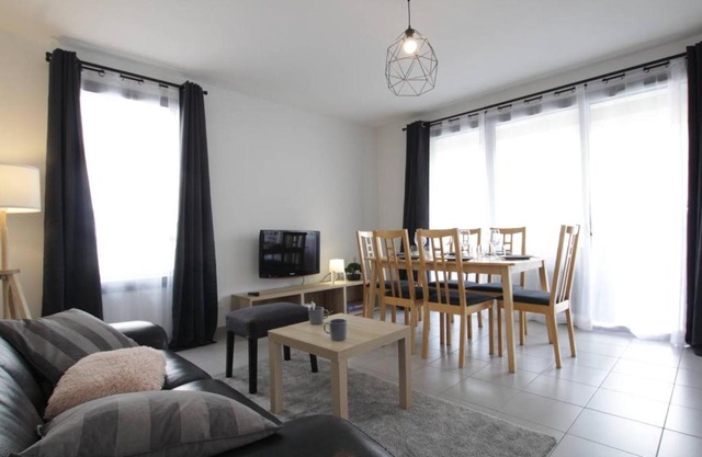 Appartement lumineux 4P/8 pers, 2 terrasses, parking privé, cœur de Briançon - FR-1-330C-119