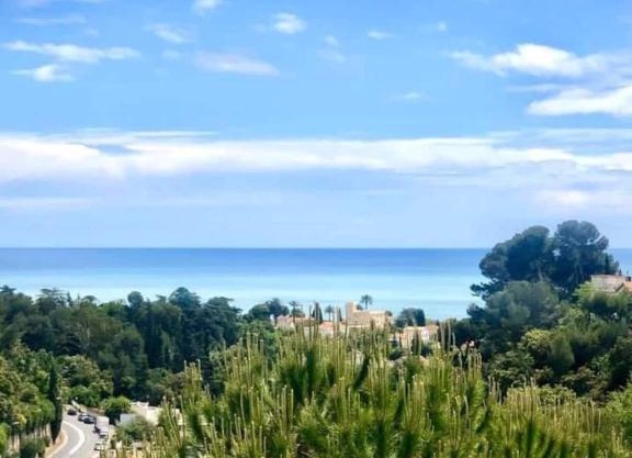 Appartement Luxe - 3 pièces avec vue mer, piscine et tennis