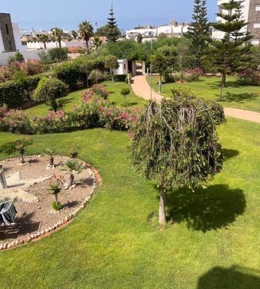 Appartement perla p2 saidia à 5min à pieds de la plage - uniquement familles et couples mariés - piscine en travaux
