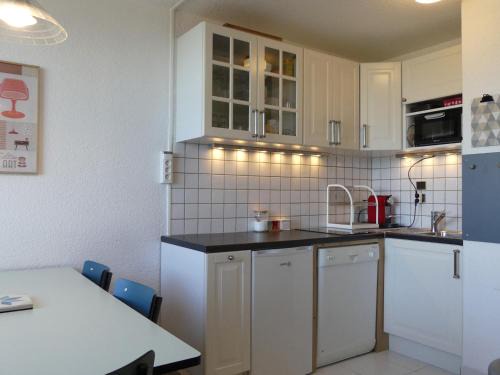 Appartement rénové, skis aux pieds, proche commerces, 5 pers., Wi-Fi, non-fumeur, animaux interdits - FR-1-182-183