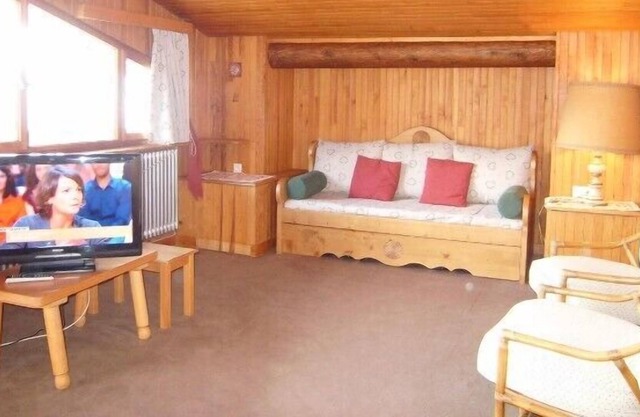 Apt 6 pers. 70 sqm village center of Cernix. Exceptional view. At the foot of the ski slopes
