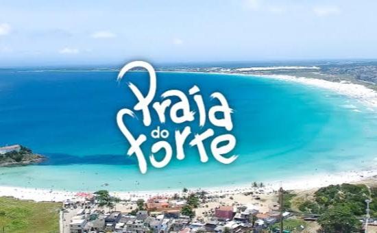 Apt com ar condicionado, piscina, sauna, vaga e 2 minutos da Praia.