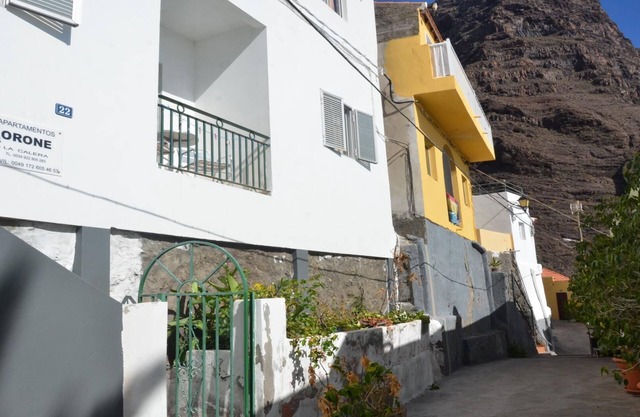 Apt. Orone Nº 3 - Two Bedroom Apartment, Sleeps 4