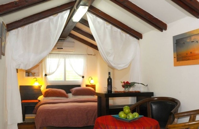 Arbel Guest House Shavit Family