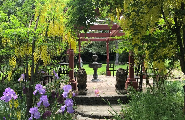 Arden Forest Inn