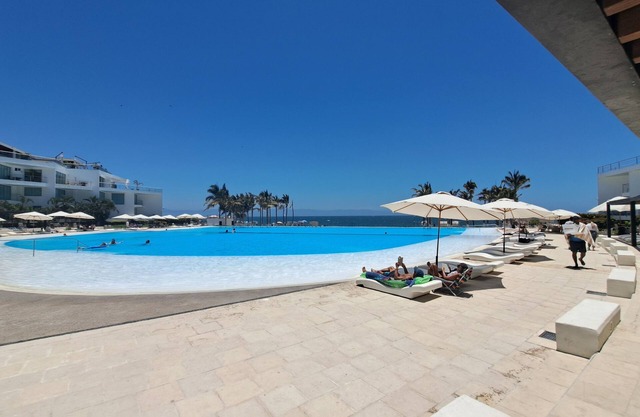 Aria Ocean Nuevo Vallarta Beach Pool