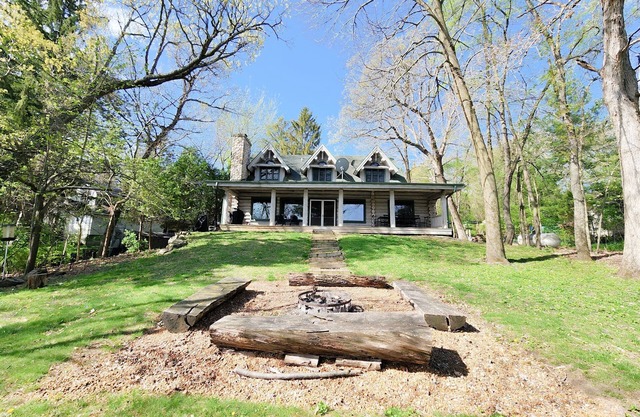 Avail. Thanksgiving-Storybook Lake Cabin w/King