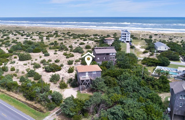 Avon Beach Box with Easy Walk To The Beach!