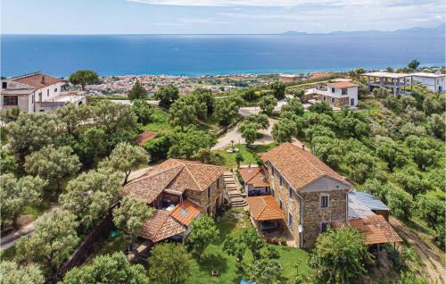 Awesome Apartment In Castellabate Sa