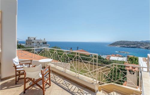 Awesome Home In Kaki Thalassa-Keratea With Wifi