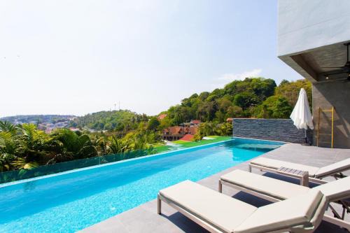 Baan Saint-Tropez Seaview Villas Kata Beach