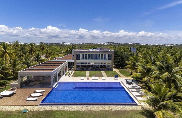Bah450 - Luxurious mansion near the beach in Camaçari