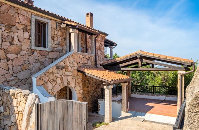 Baja Sardinia Apartment P1